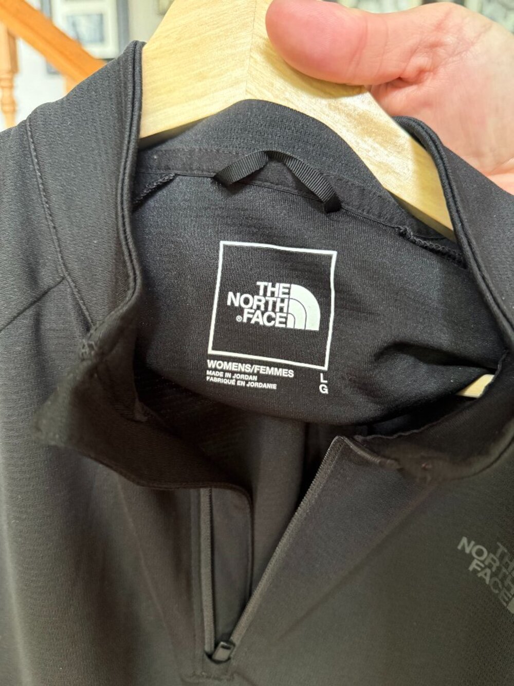 Northface Womens Black Large Longsleeve Thumb-hole Quarter Zip Shirt
